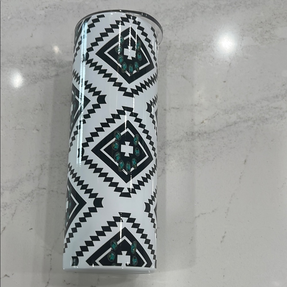 Geometric Patterned Tumbler